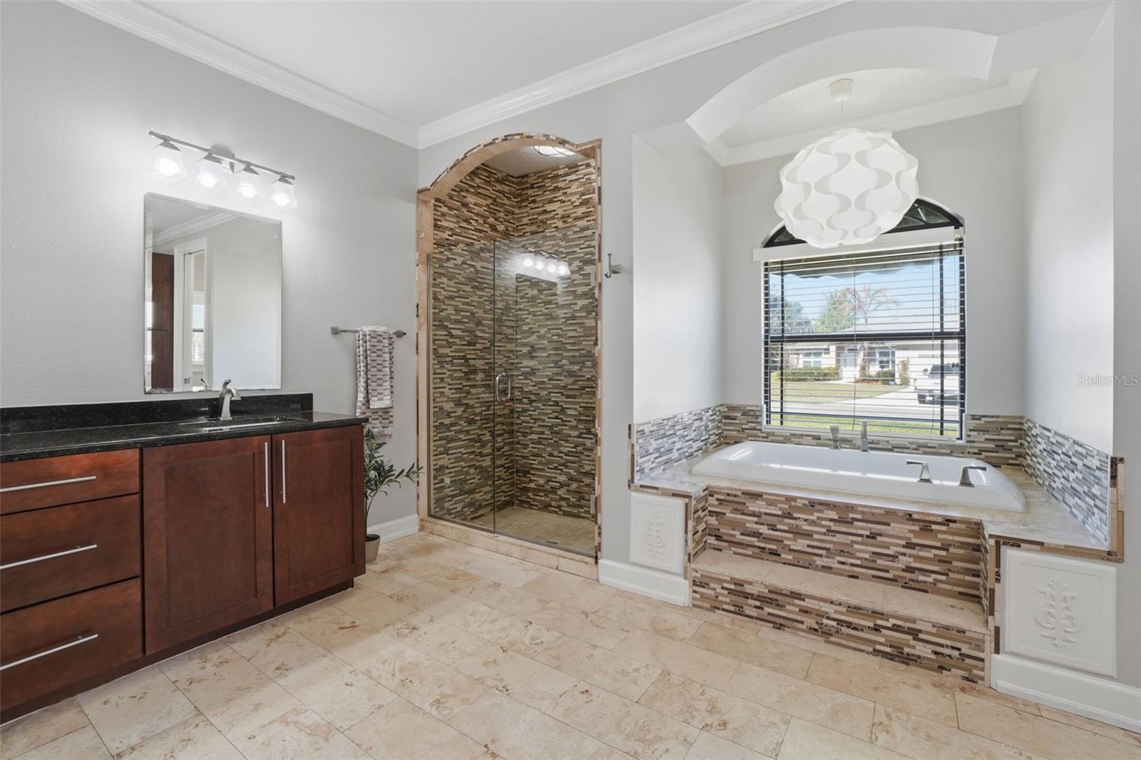834 MILLSHORE DR, CHULUOTA, FL, 32766