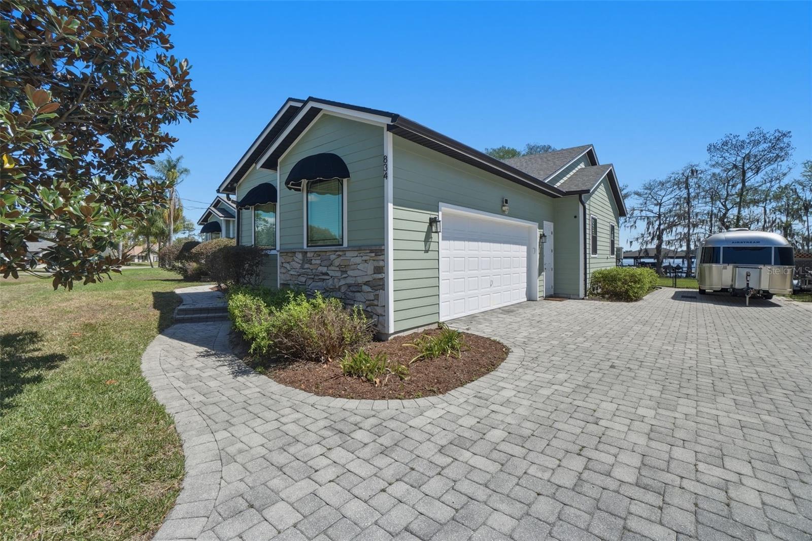 834 MILLSHORE DR, CHULUOTA, FL, 32766