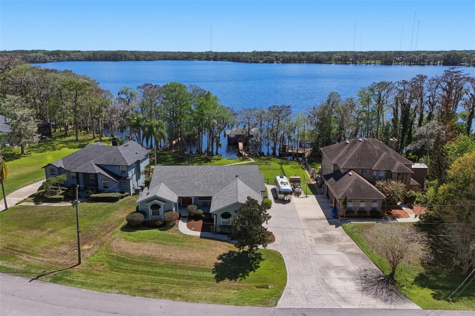 834 MILLSHORE DR, CHULUOTA, FL, 32766