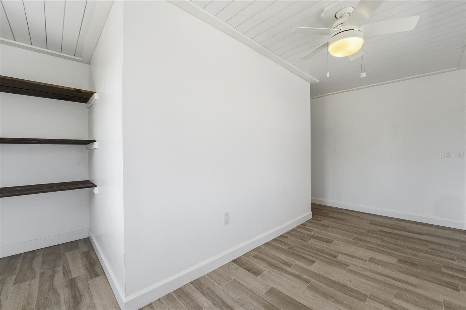 2400 PINE CT, NOKOMIS, FL, 34275