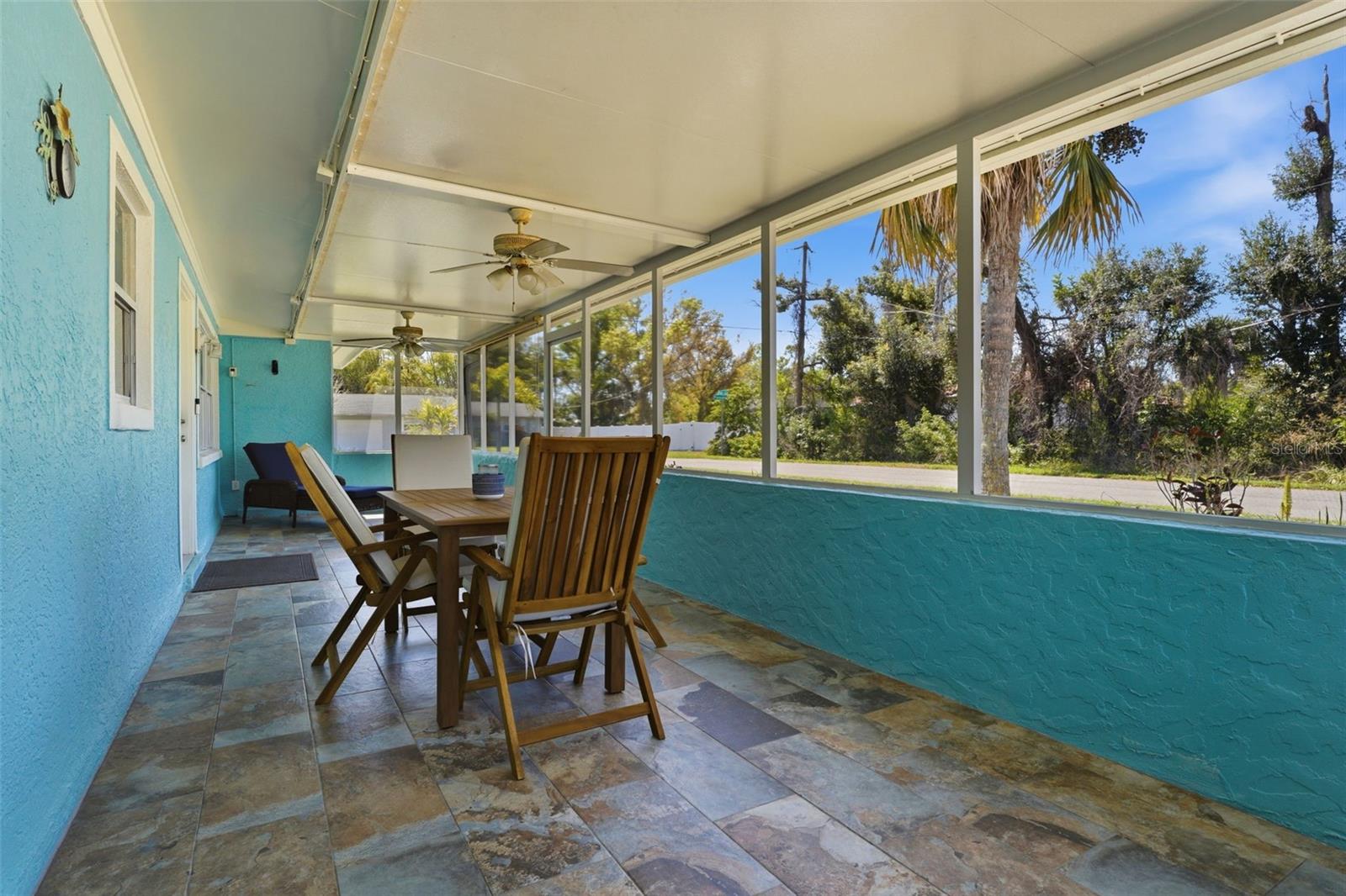2400 PINE CT, NOKOMIS, FL, 34275