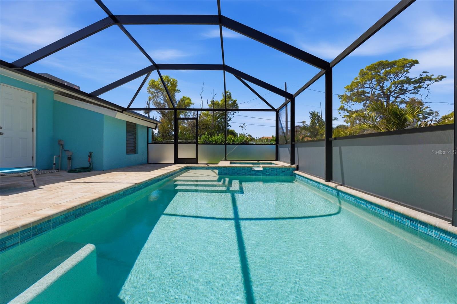 2400 PINE CT, NOKOMIS, FL, 34275