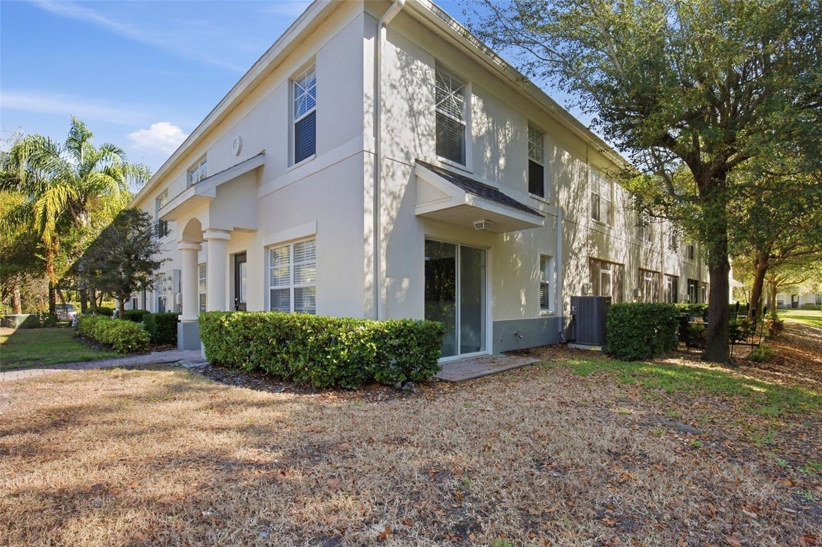 9620 CHARLESBERG DR #9, TAMPA, FL, 33635