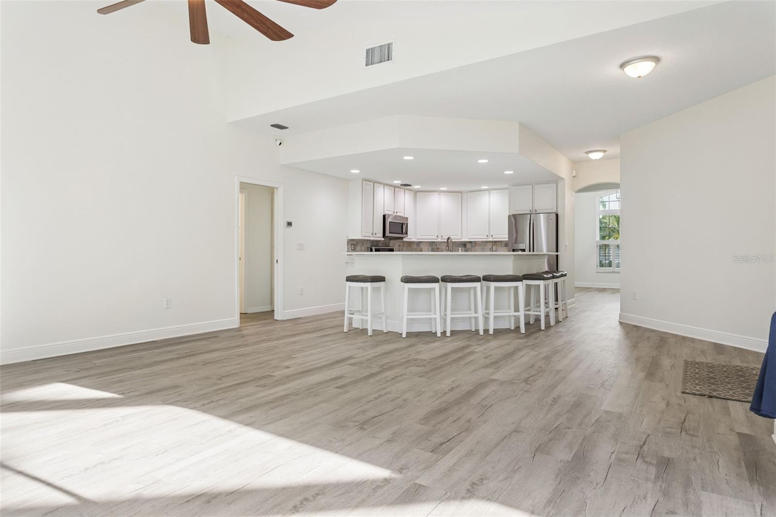 18902 SAINT LAURENT DR, LUTZ, FL, 33558