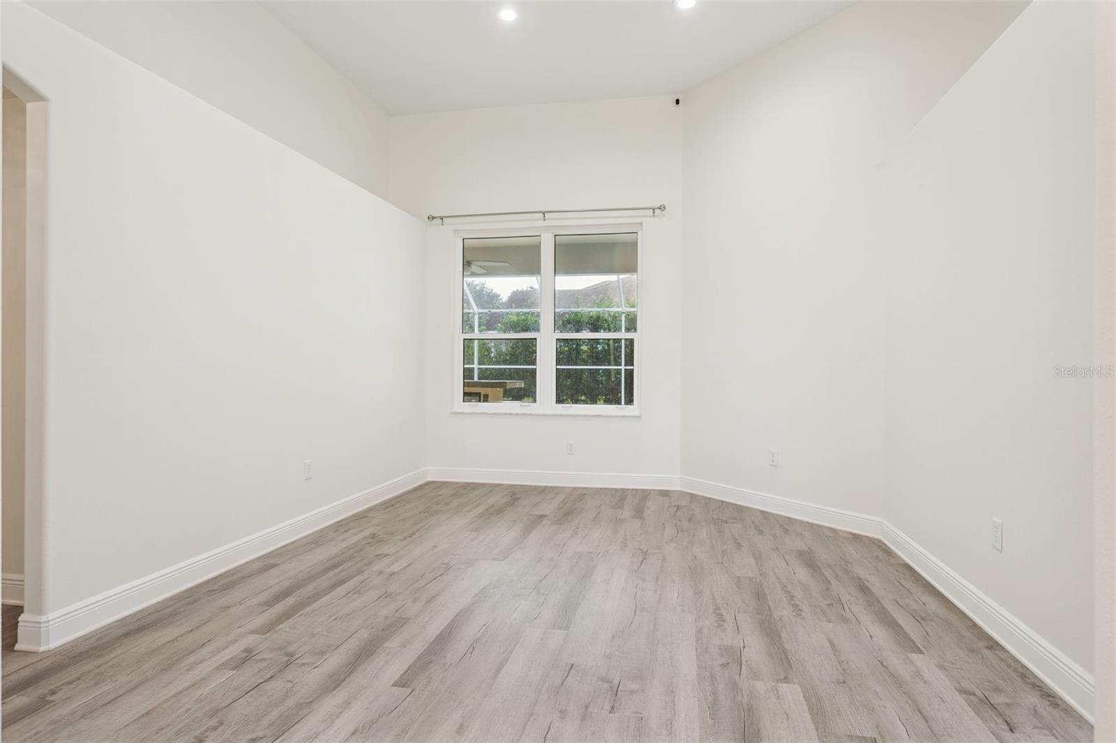 18902 SAINT LAURENT DR, LUTZ, FL, 33558