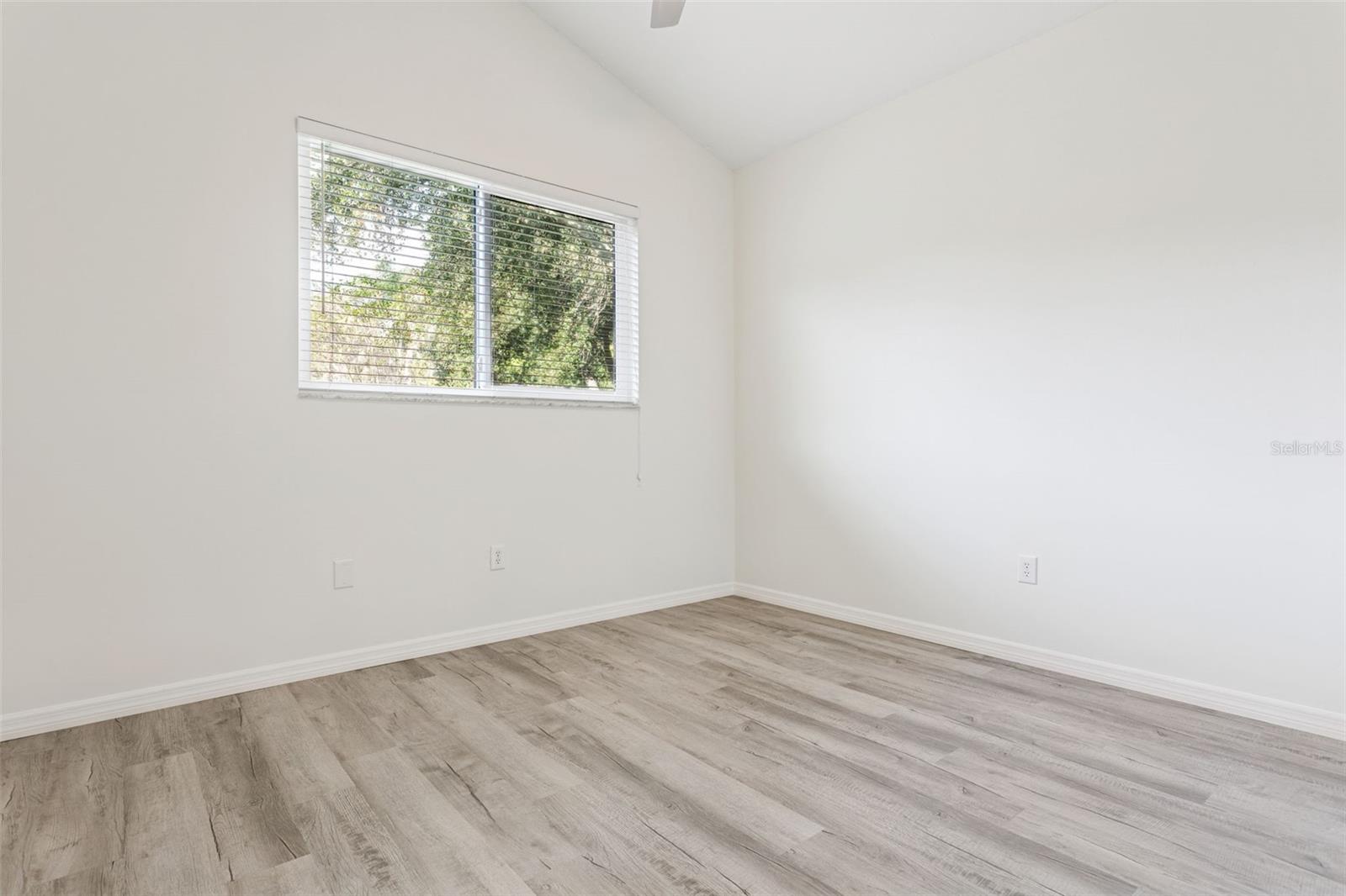 18902 SAINT LAURENT DR, LUTZ, FL, 33558