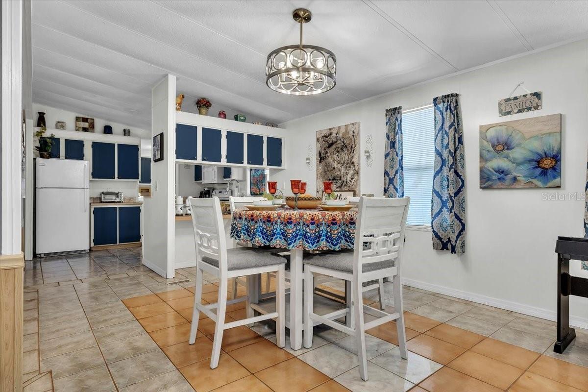 350 HORIZON DR, NORTH FORT MYERS, FL, 33903