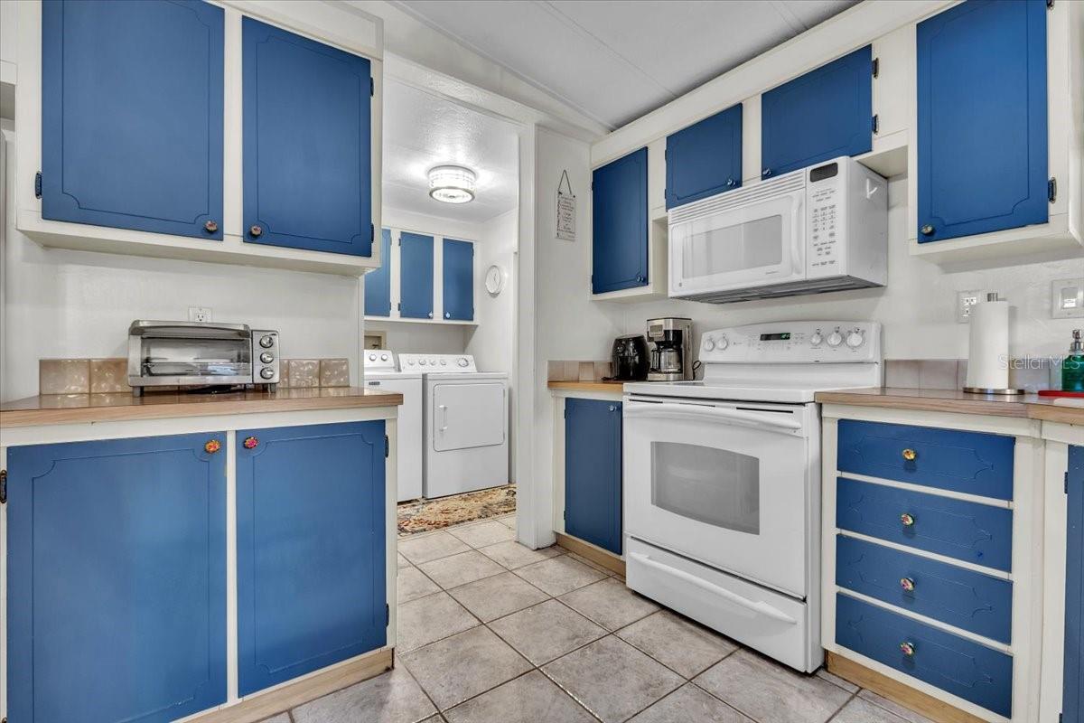 350 HORIZON DR, NORTH FORT MYERS, FL, 33903