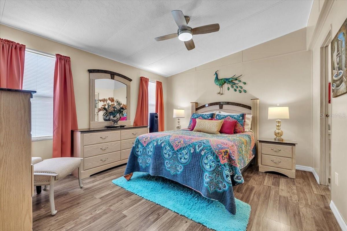 350 HORIZON DR, NORTH FORT MYERS, FL, 33903