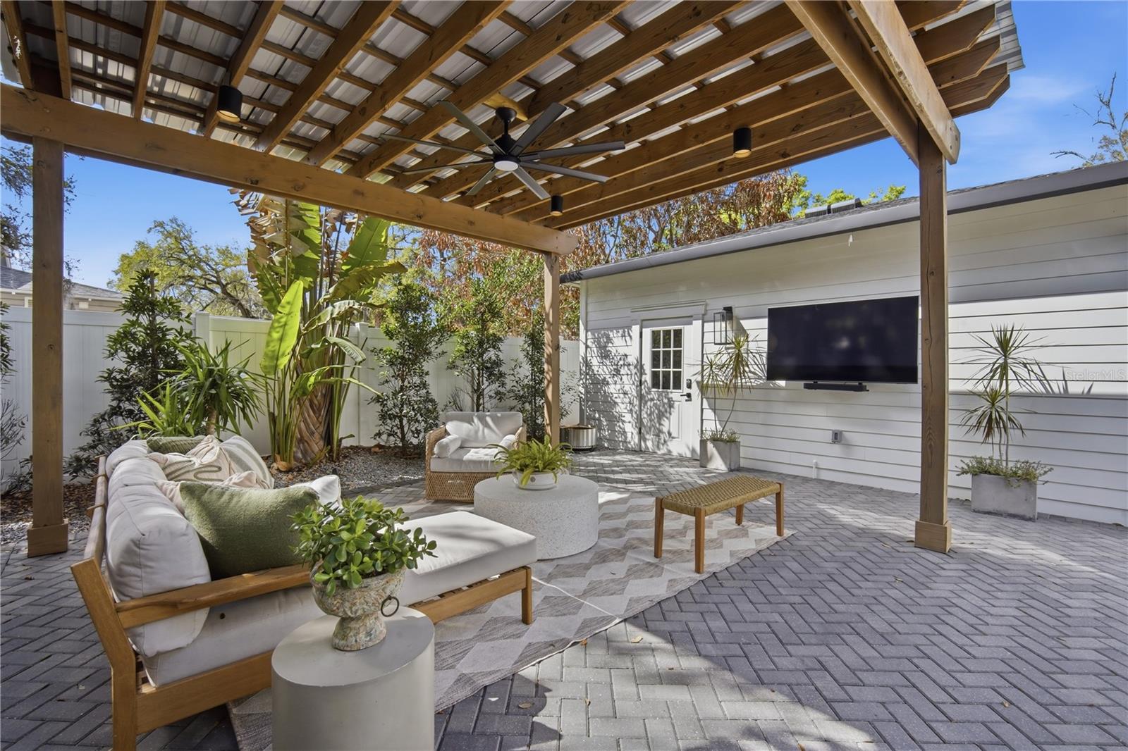 502 W NORTH BAY ST, TAMPA, FL, 33603