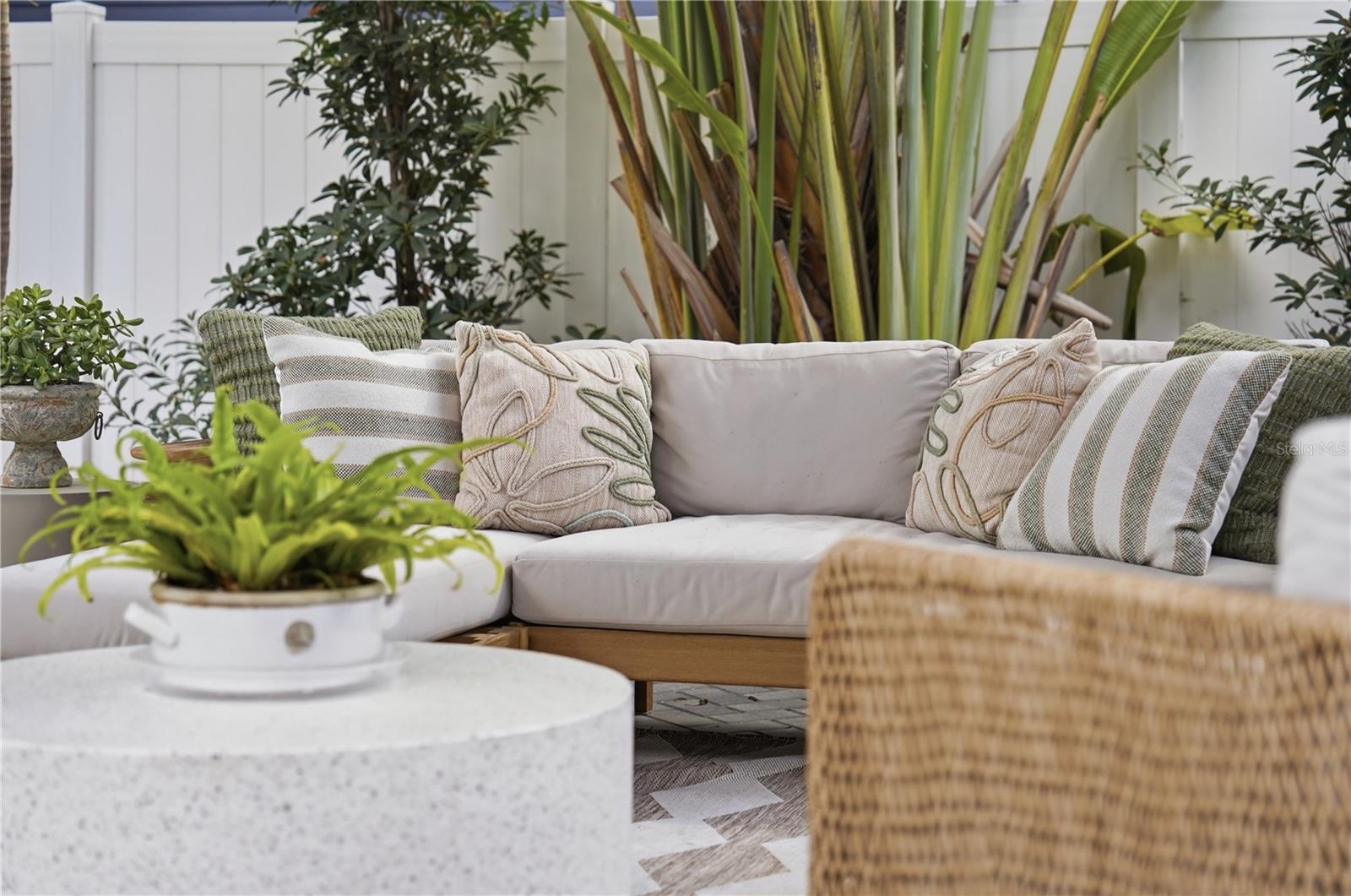 502 W NORTH BAY ST, TAMPA, FL, 33603