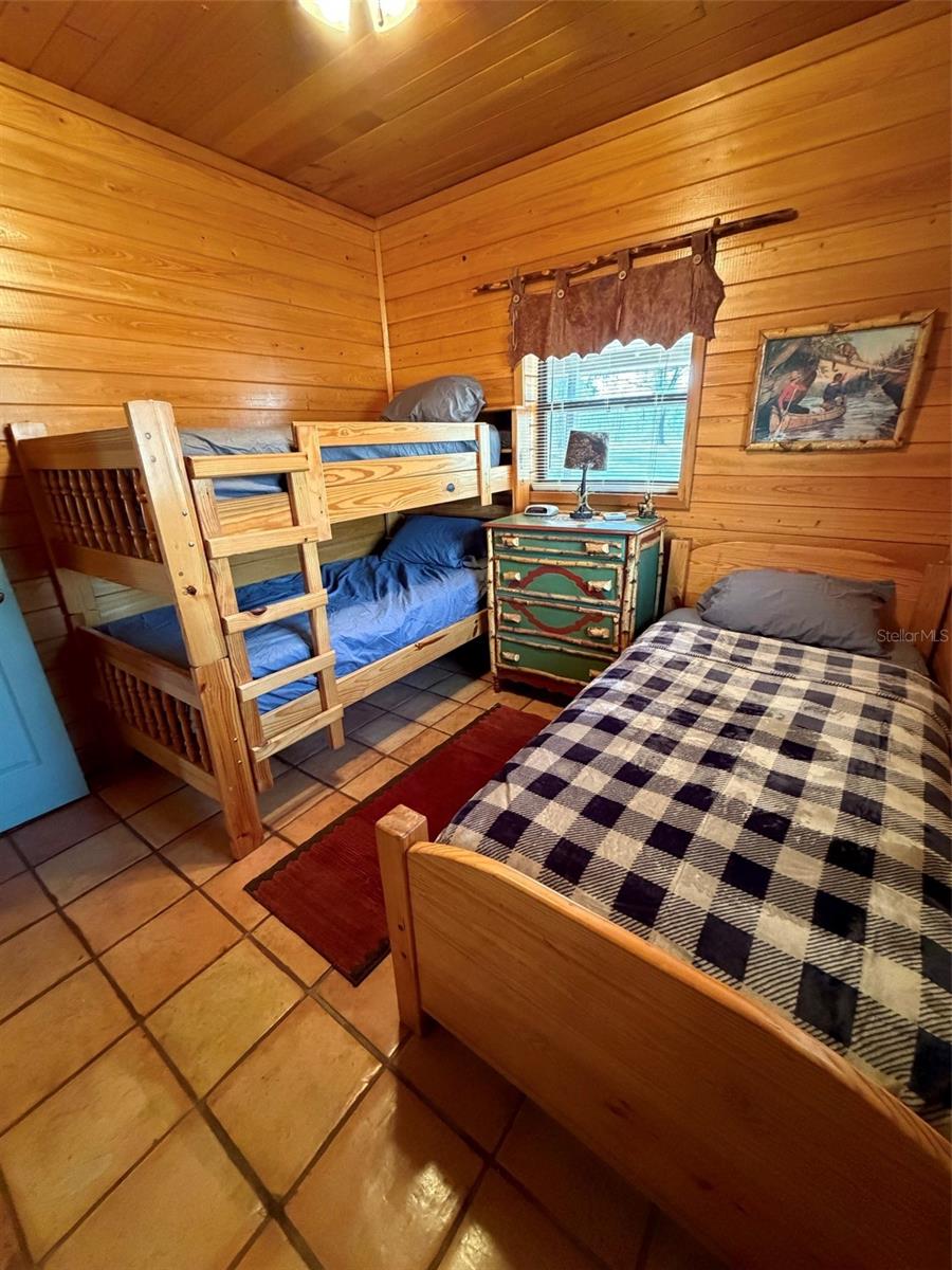 1106 FOX HUNTER RD, PERRY, FL, 32348