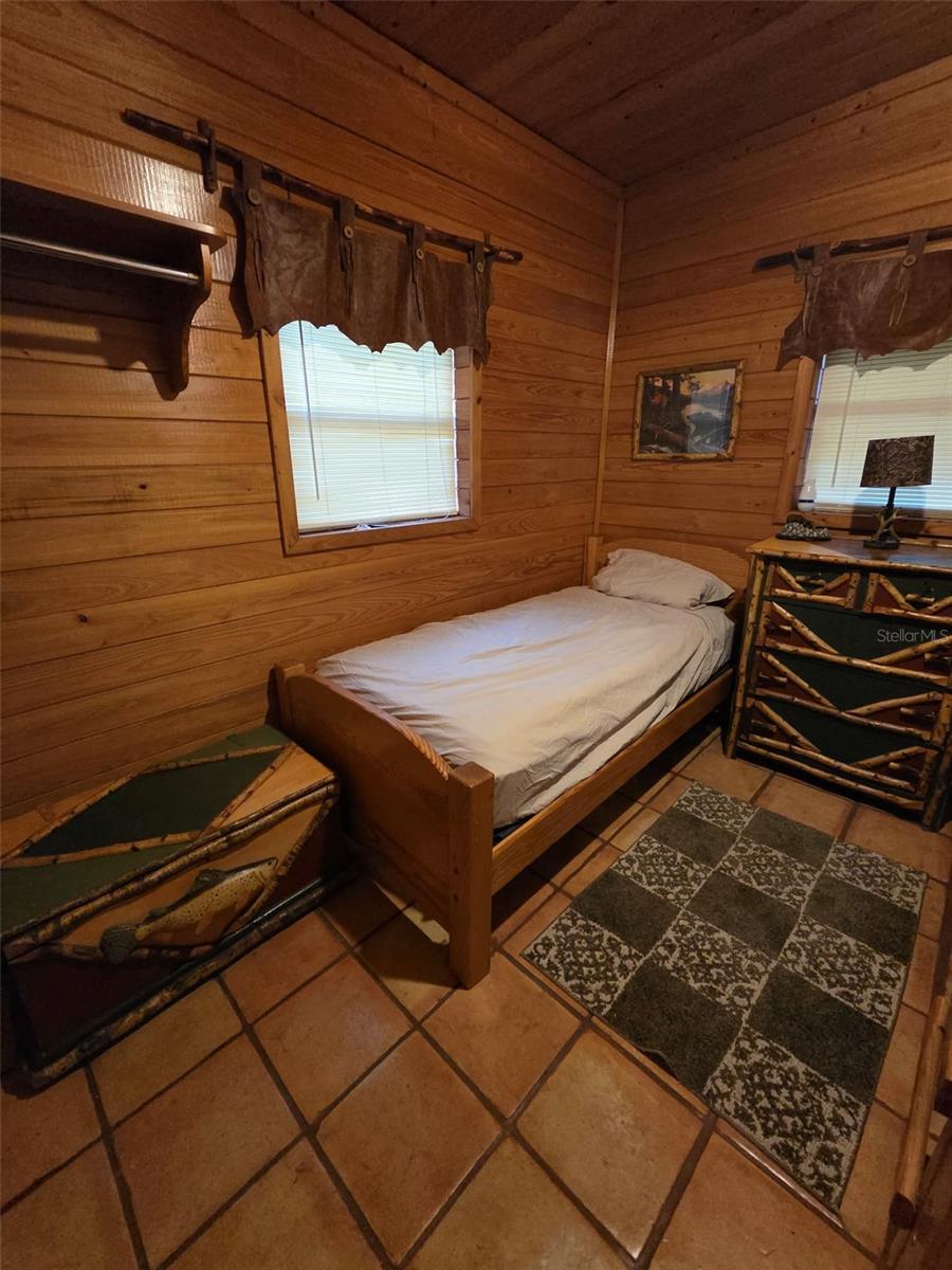 1106 FOX HUNTER RD, PERRY, FL, 32348