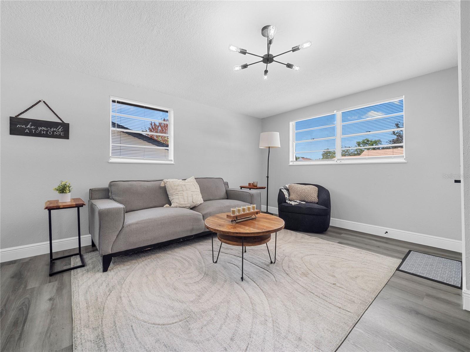1426 W YUKON ST, TAMPA, FL, 33604