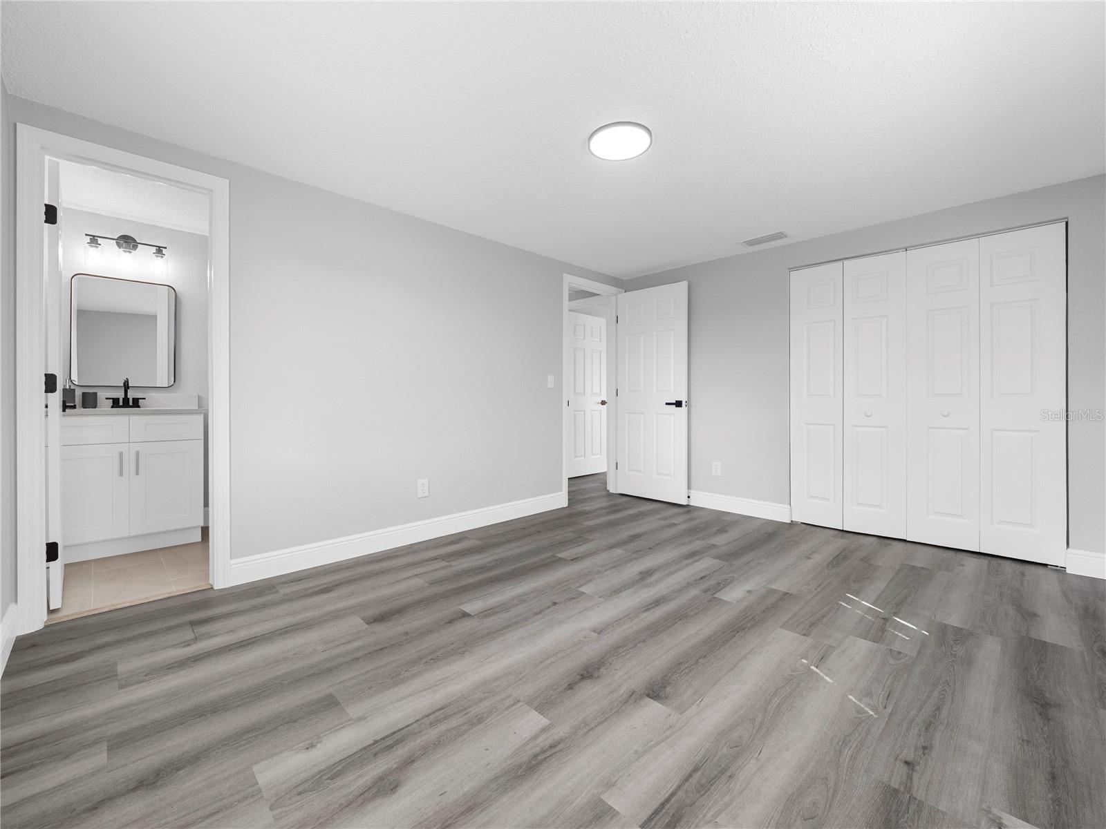 1426 W YUKON ST, TAMPA, FL, 33604