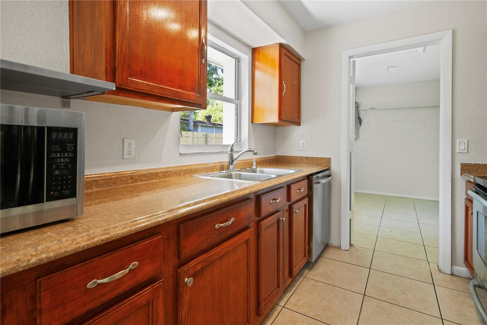 400 MONTANA AVE, ST CLOUD, FL, 34769