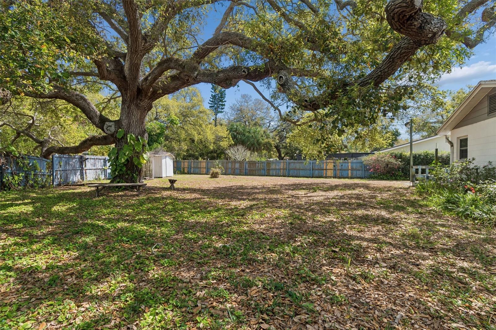 2027 PARK ST N, ST PETERSBURG, FL, 33710