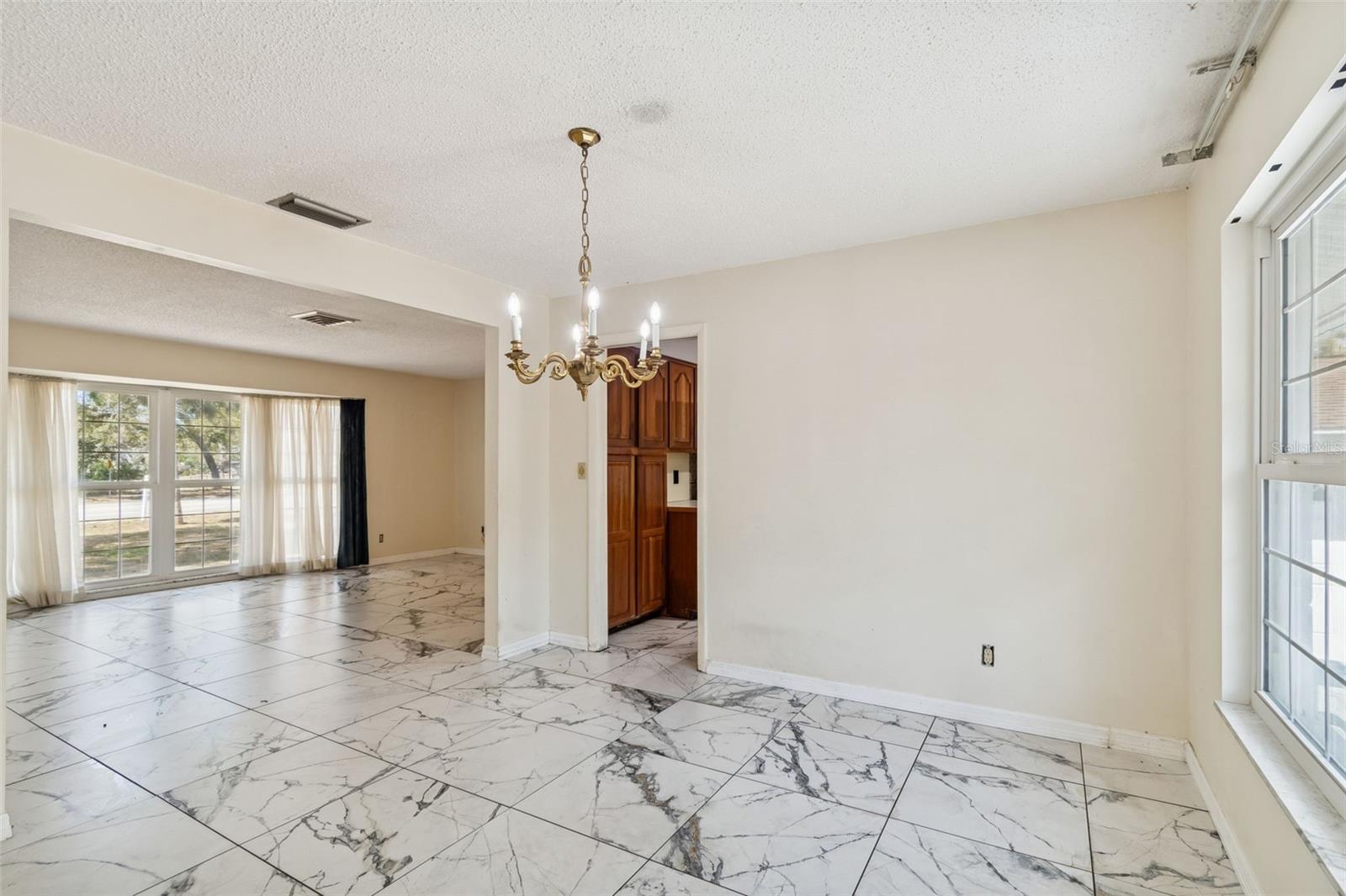 2027 PARK ST N, ST PETERSBURG, FL, 33710