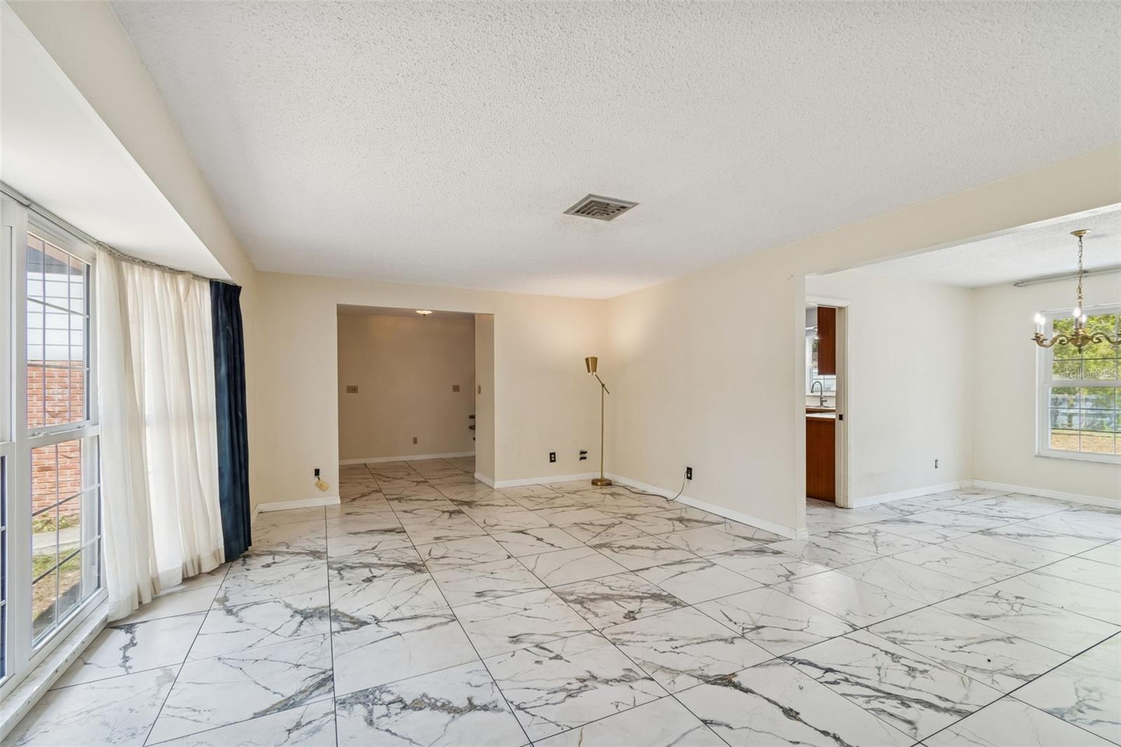 2027 PARK ST N, ST PETERSBURG, FL, 33710