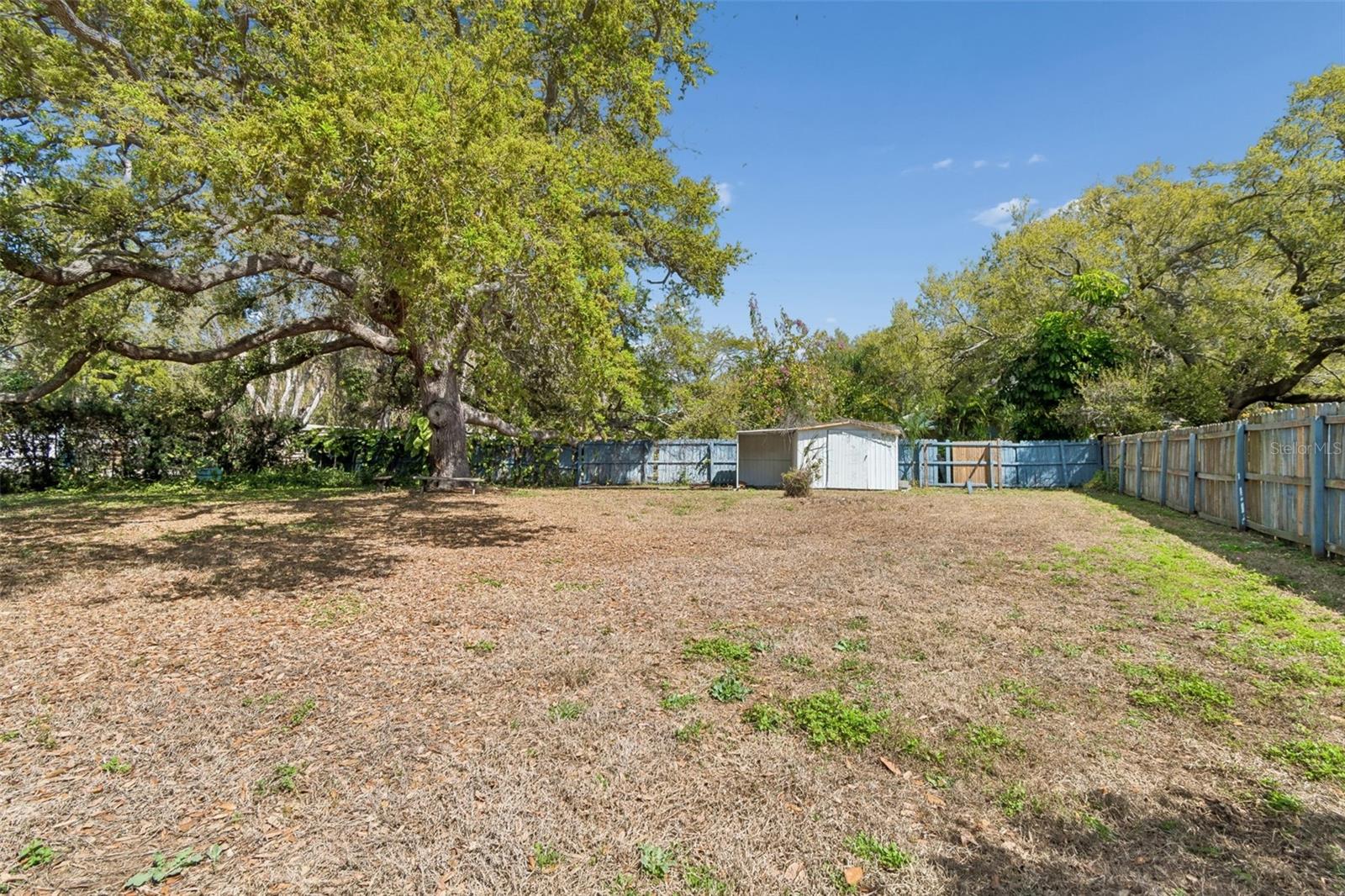 2027 PARK ST N, ST PETERSBURG, FL, 33710