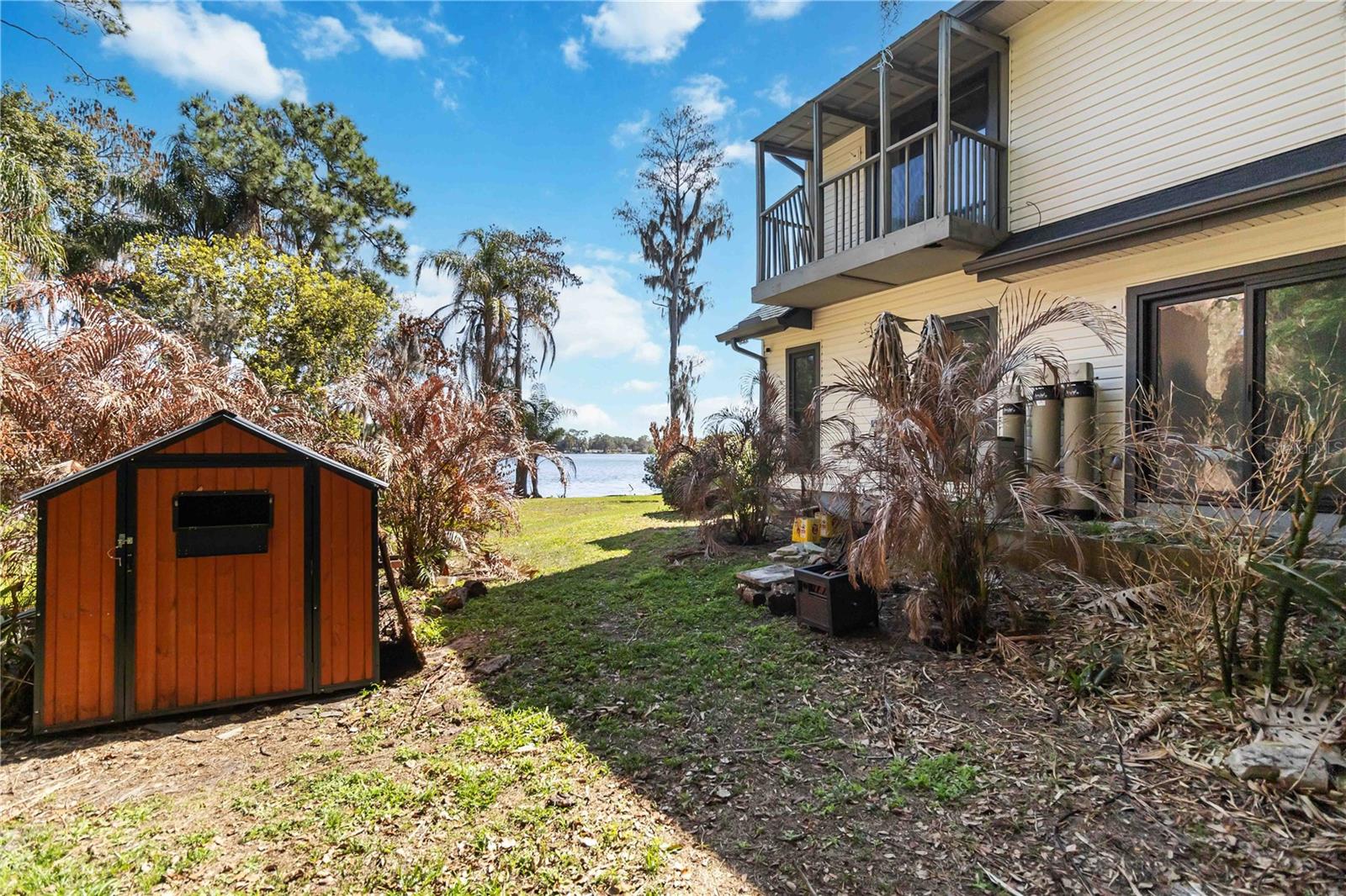 7468 LAKE WILLIS DR, ORLANDO, FL, 32821