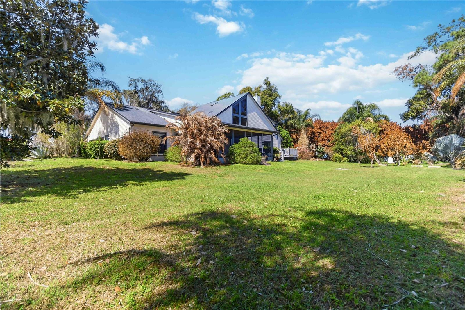 7468 LAKE WILLIS DR, ORLANDO, FL, 32821