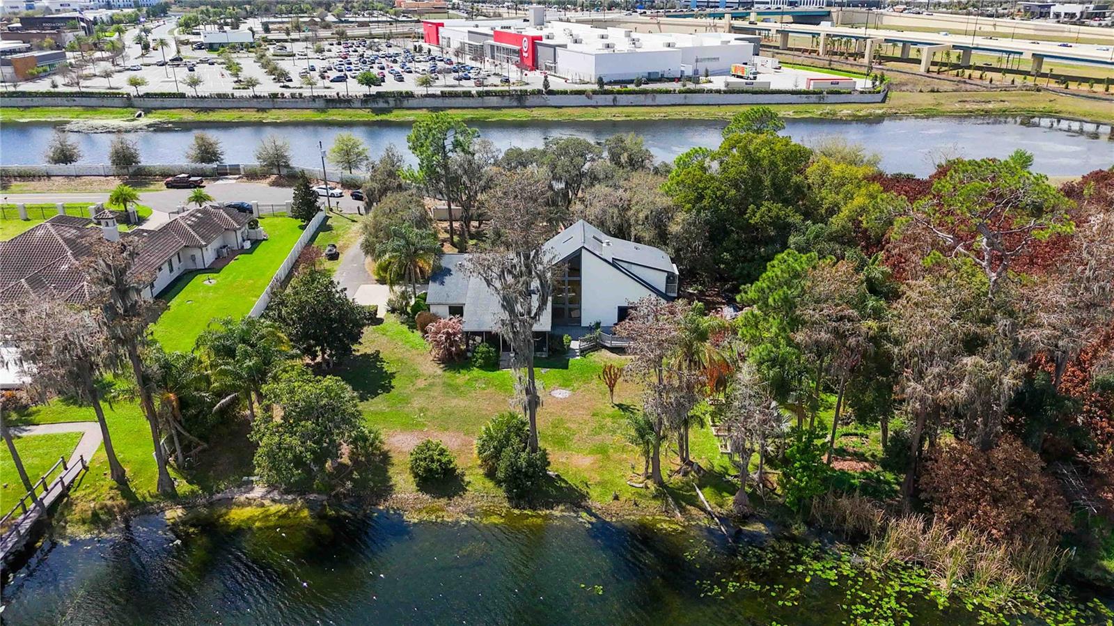 7468 LAKE WILLIS DR, ORLANDO, FL, 32821