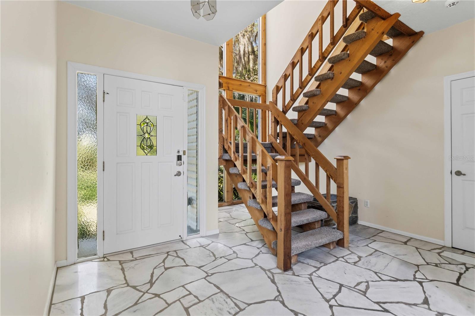 7468 LAKE WILLIS DR, ORLANDO, FL, 32821