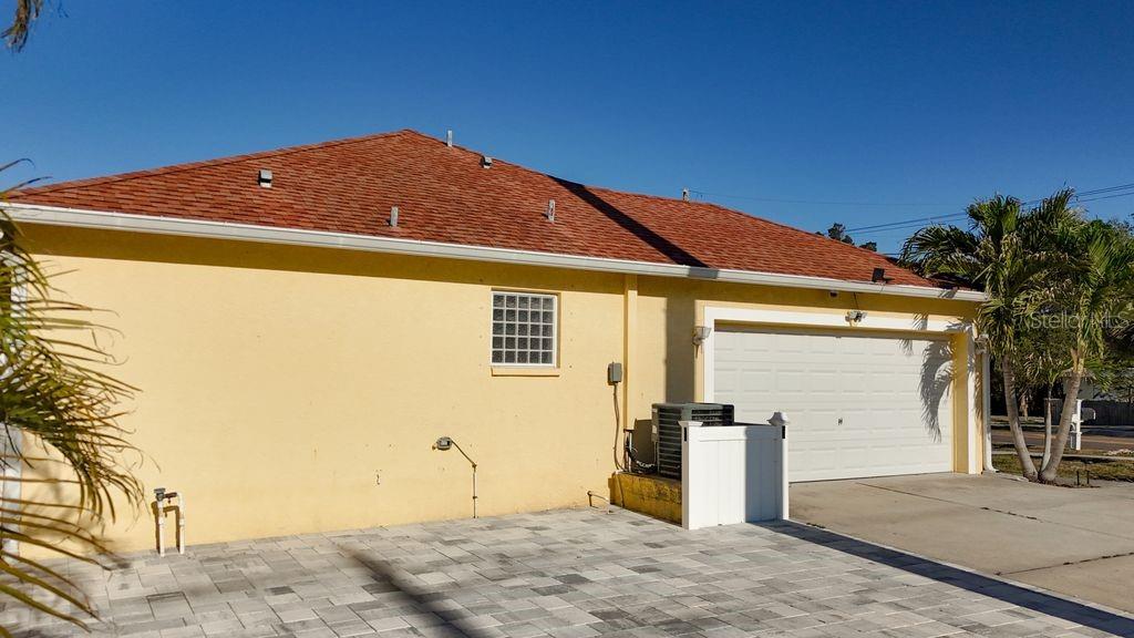 2402 DRYER AVE, LARGO, FL, 33770