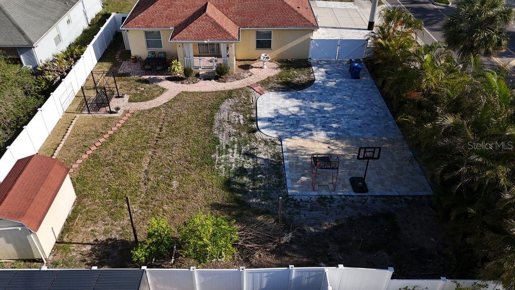 2402 DRYER AVE, LARGO, FL, 33770