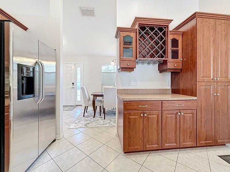 2402 DRYER AVE, LARGO, FL, 33770