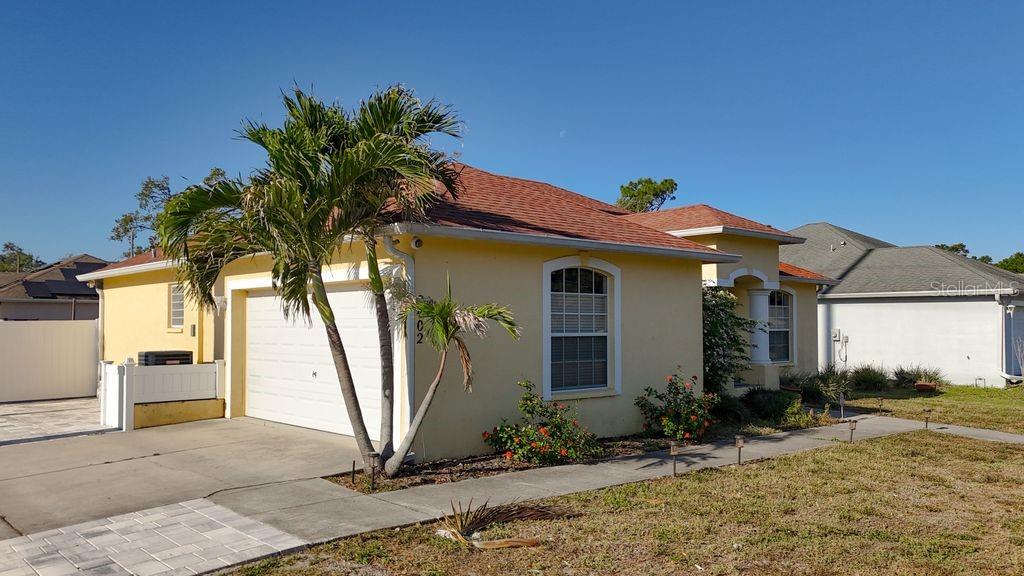 2402 DRYER AVE, LARGO, FL, 33770