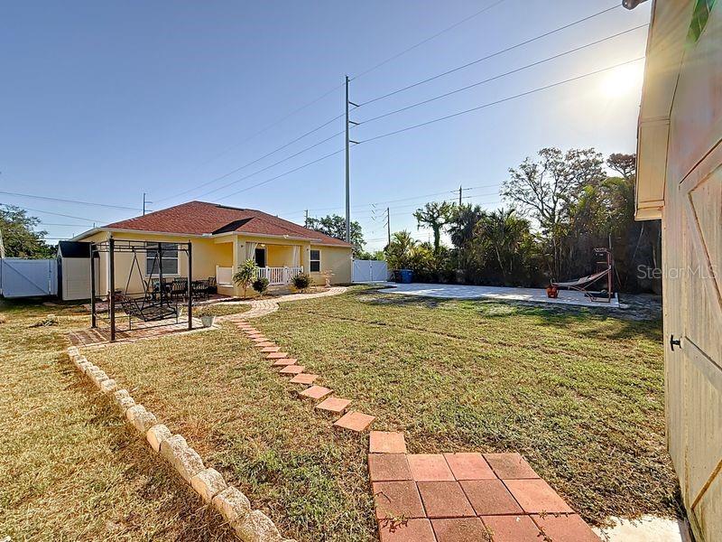 2402 DRYER AVE, LARGO, FL, 33770