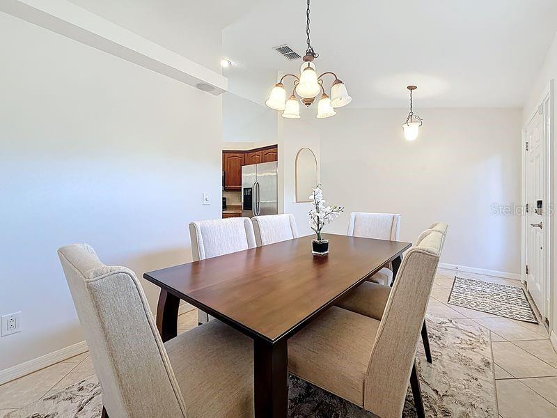 2402 DRYER AVE, LARGO, FL, 33770