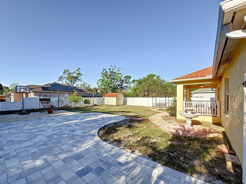 2402 DRYER AVE, LARGO, FL, 33770