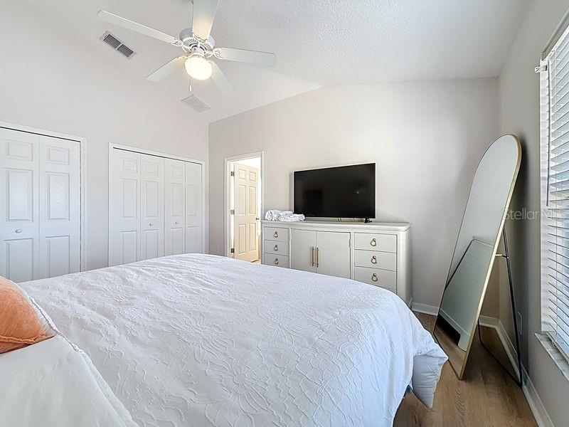 2402 DRYER AVE, LARGO, FL, 33770