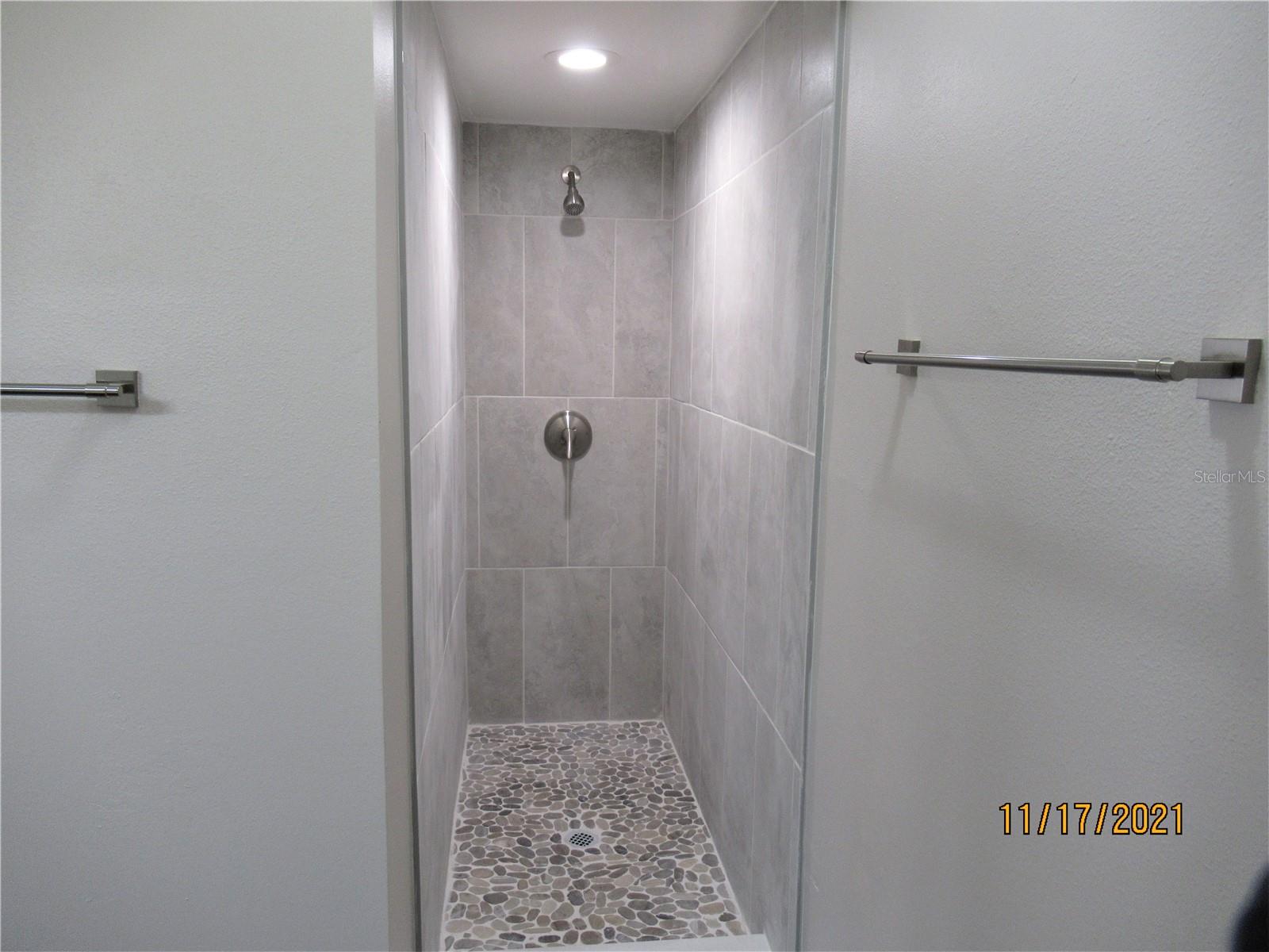 631 SANDY CREEK DR, BRANDON, FL, 33511