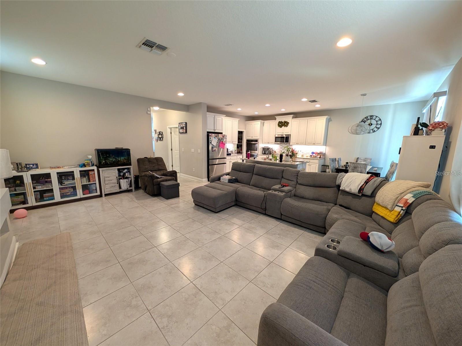 7545 POOL COMPASS LOOP, WESLEY CHAPEL, FL, 33545