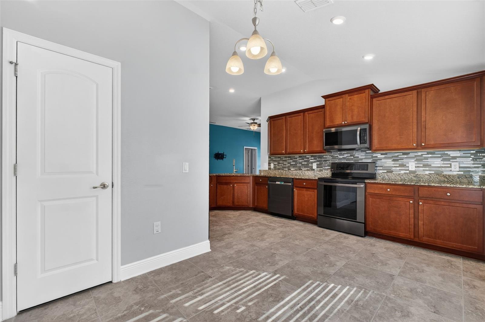 649 MEADOW POINTE DR, HAINES CITY, FL, 33844
