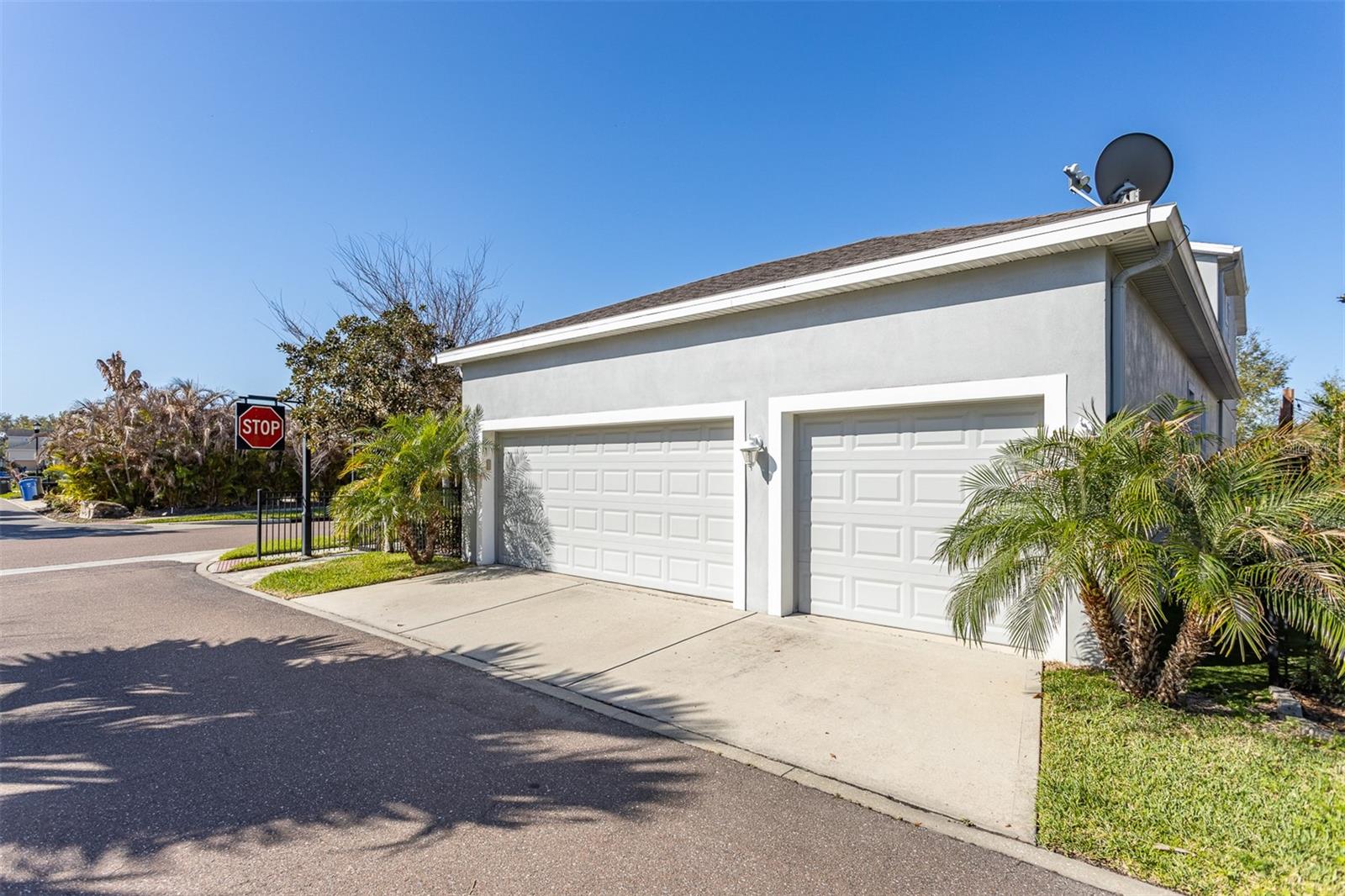 11143 WINTHROP LAKE DR, RIVERVIEW, FL, 33578