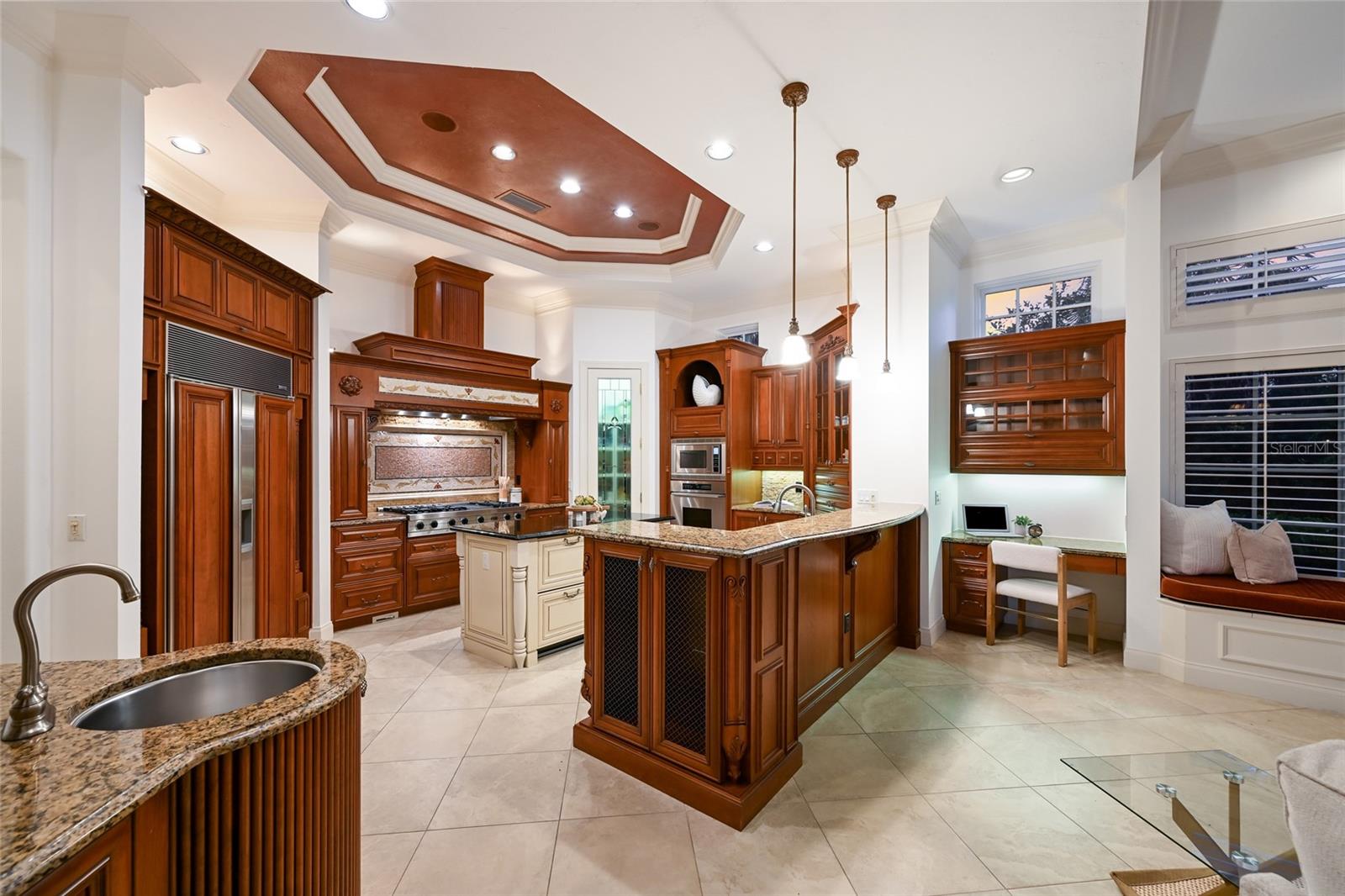 3809 FOUNDERS CLUB DR, SARASOTA, FL, 34240