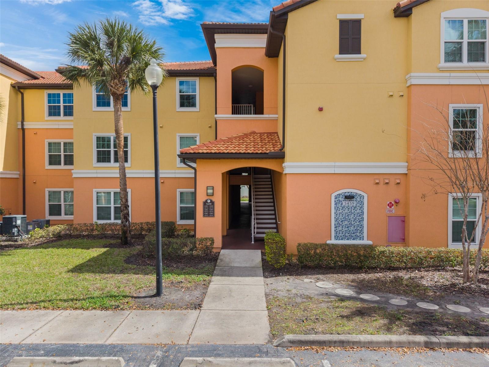 5459 VINELAND RD #4302, ORLANDO, FL, 32811