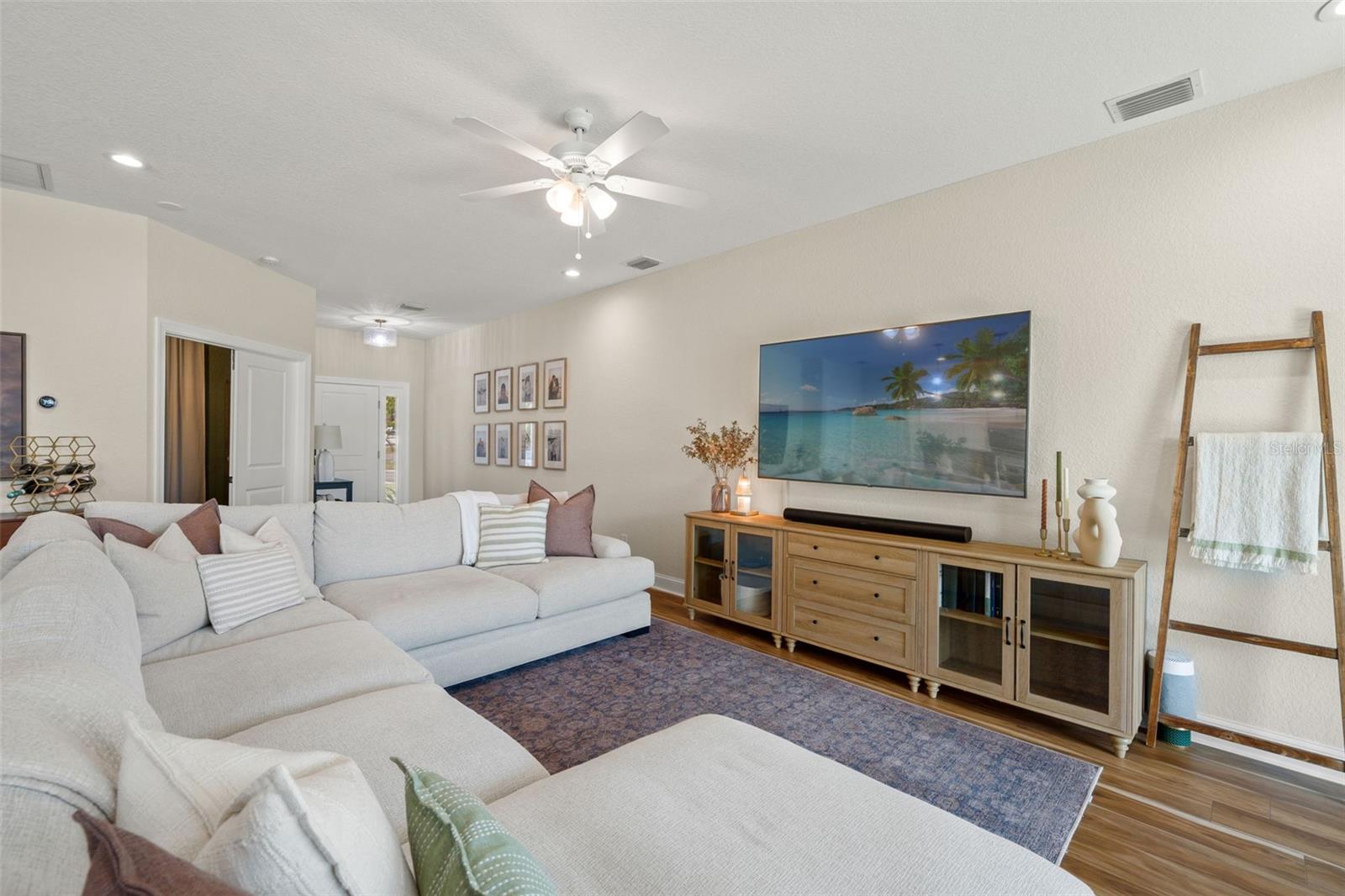 5210 94TH AVE N, PINELLAS PARK, FL, 33782