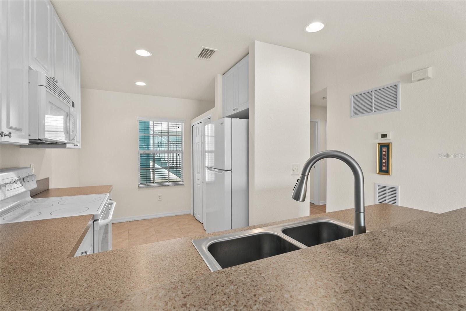 5751 SABAL TRACE DR #103B57, NORTH PORT, FL, 34287