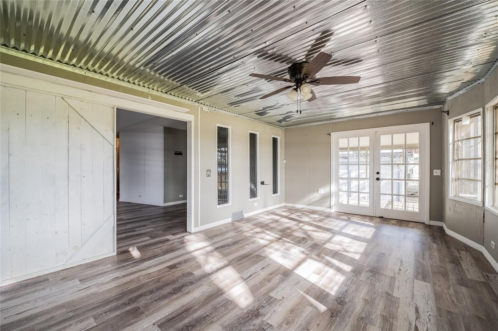 1154 COUNTRY CLUB LN, LAKELAND, FL, 33801