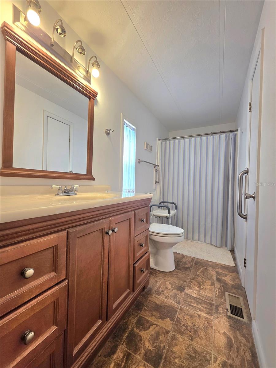 37408 MARTA AVE, ZEPHYRHILLS, FL, 33542