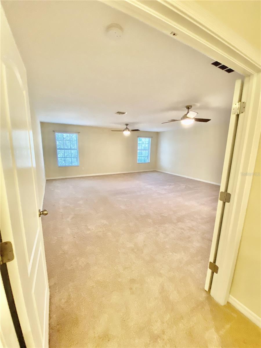 Upstairs Oversized Bonus Room