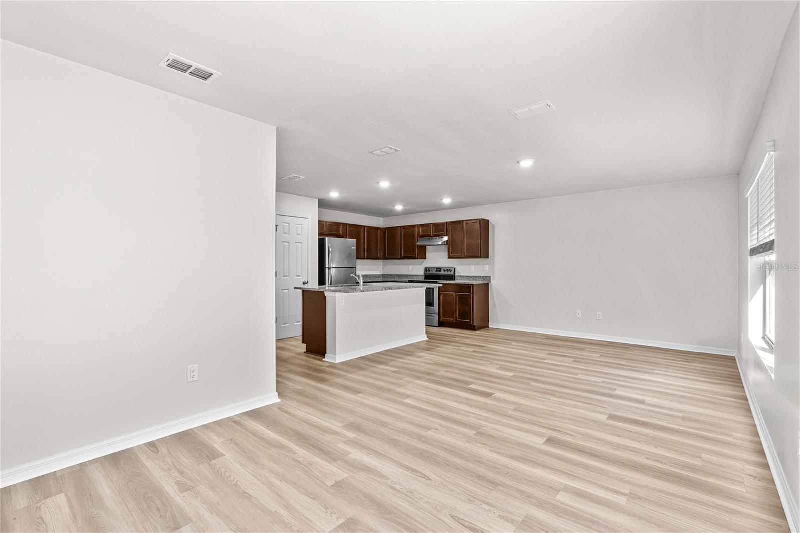 2 UNION CT, PALM COAST, FL, 32164