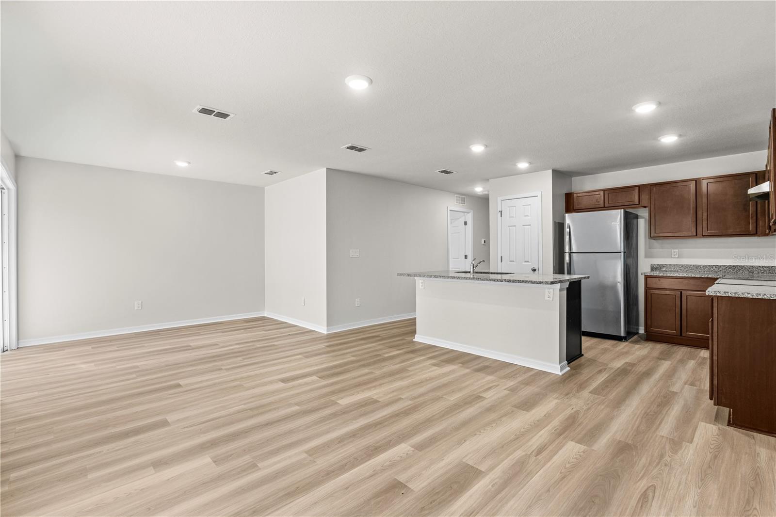 2 UNION CT, PALM COAST, FL, 32164