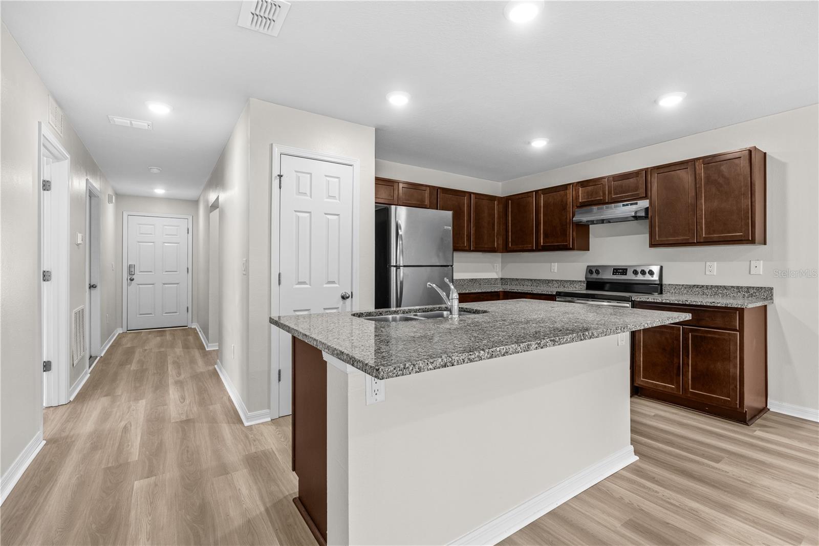 2 UNION CT, PALM COAST, FL, 32164